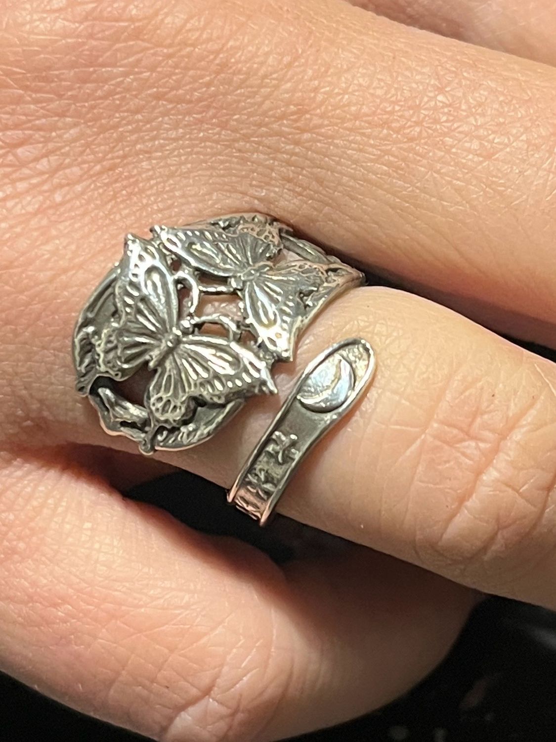 Anello SPIRALE FARFALLE antica posata
