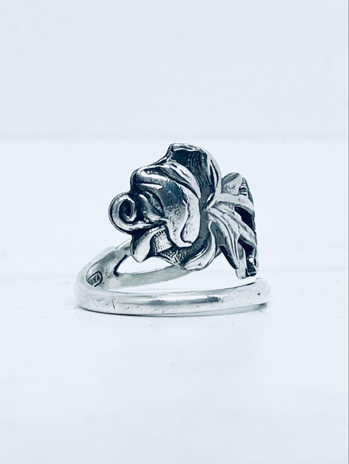 Anello MANICO ROSA SPIRALE antica posata in argento