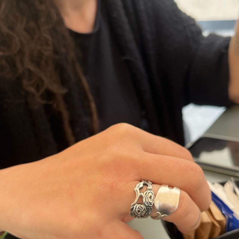 Anello FORCHETTINA INTERA  “ROSE TRAFORATE” antica posata in argento