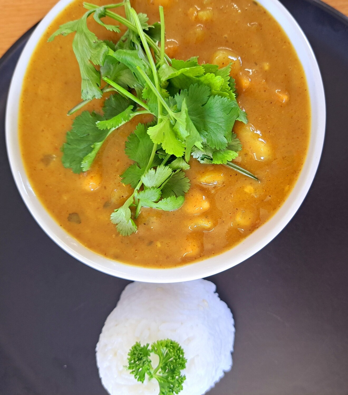 Sweet potato &amp; chickpea coconut curry