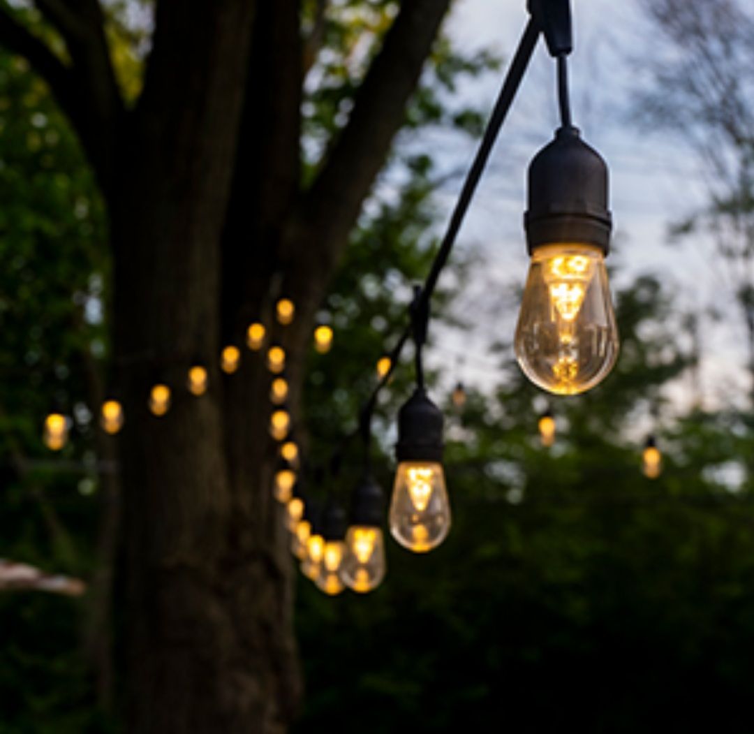 Solar Charged Outdoor String 10 Bulb Lighting