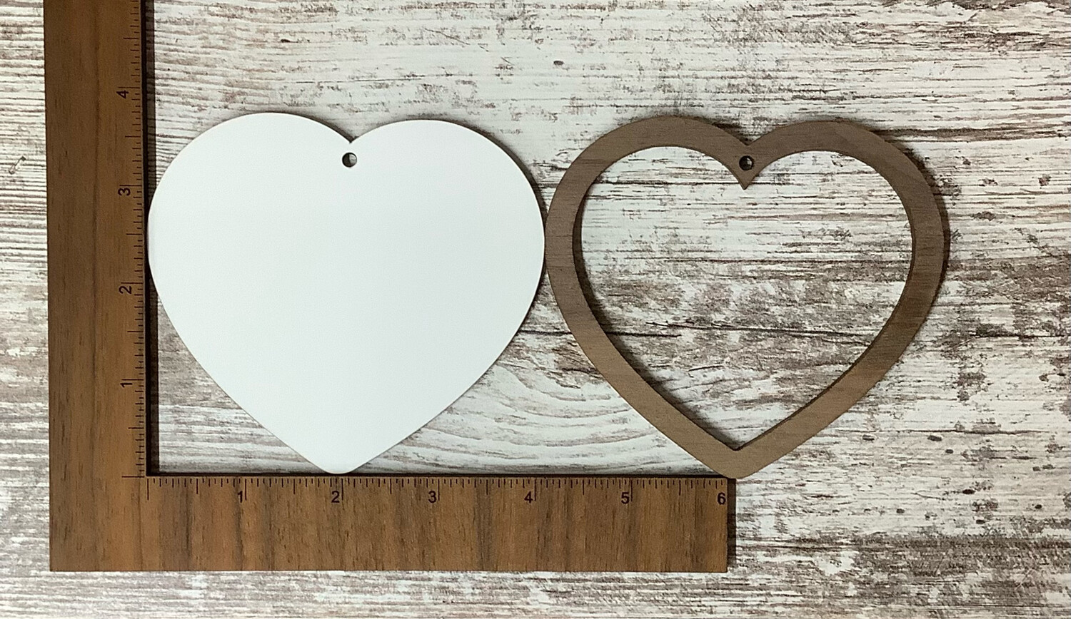 UNIWOOD Framed Ornament Heart