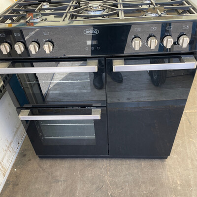 Belling Dual  Fuel Range Cooker In A Black And Crome Finish 90cm Long This Also Comes With A Black Cooker Hod Model Number 444440180 Refurbished 