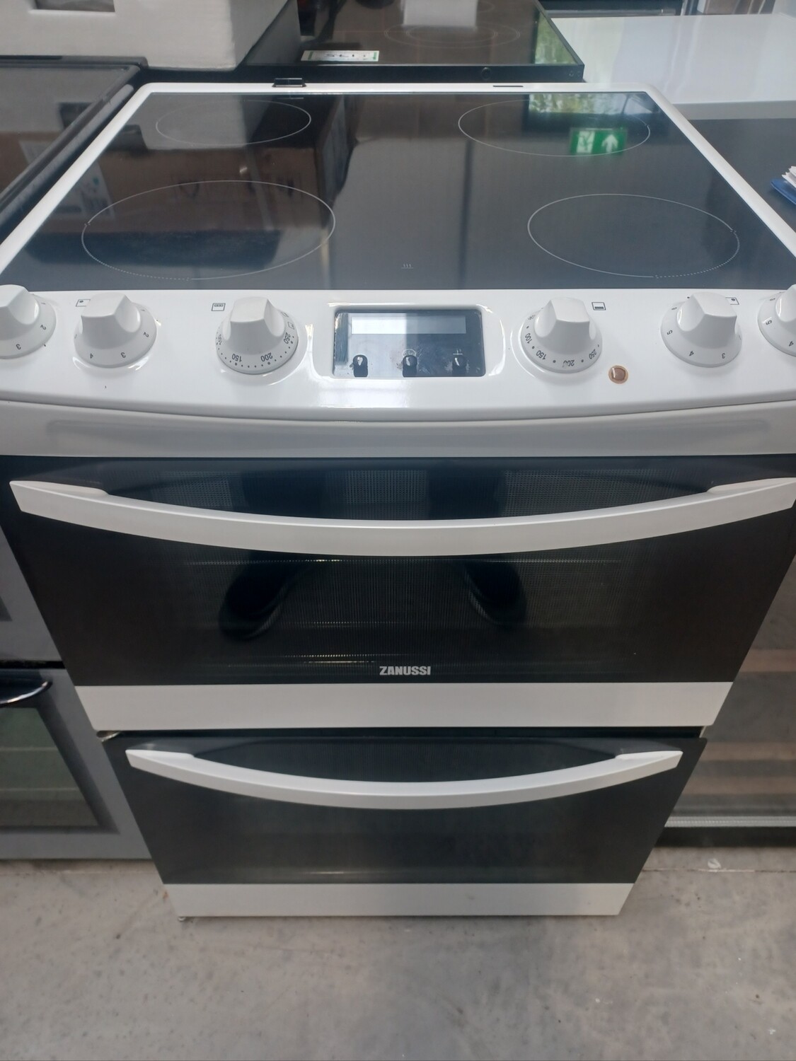 Zanussi 60cm Double Oven Cooker Ceramic Hobs - White - Refurbished + 6 Month Guarantee 