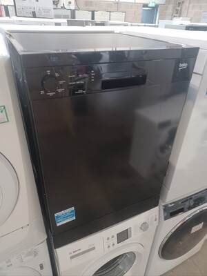 Beko DFN05R11B 60cm Freestanding Full Size Dishwasher in Black   