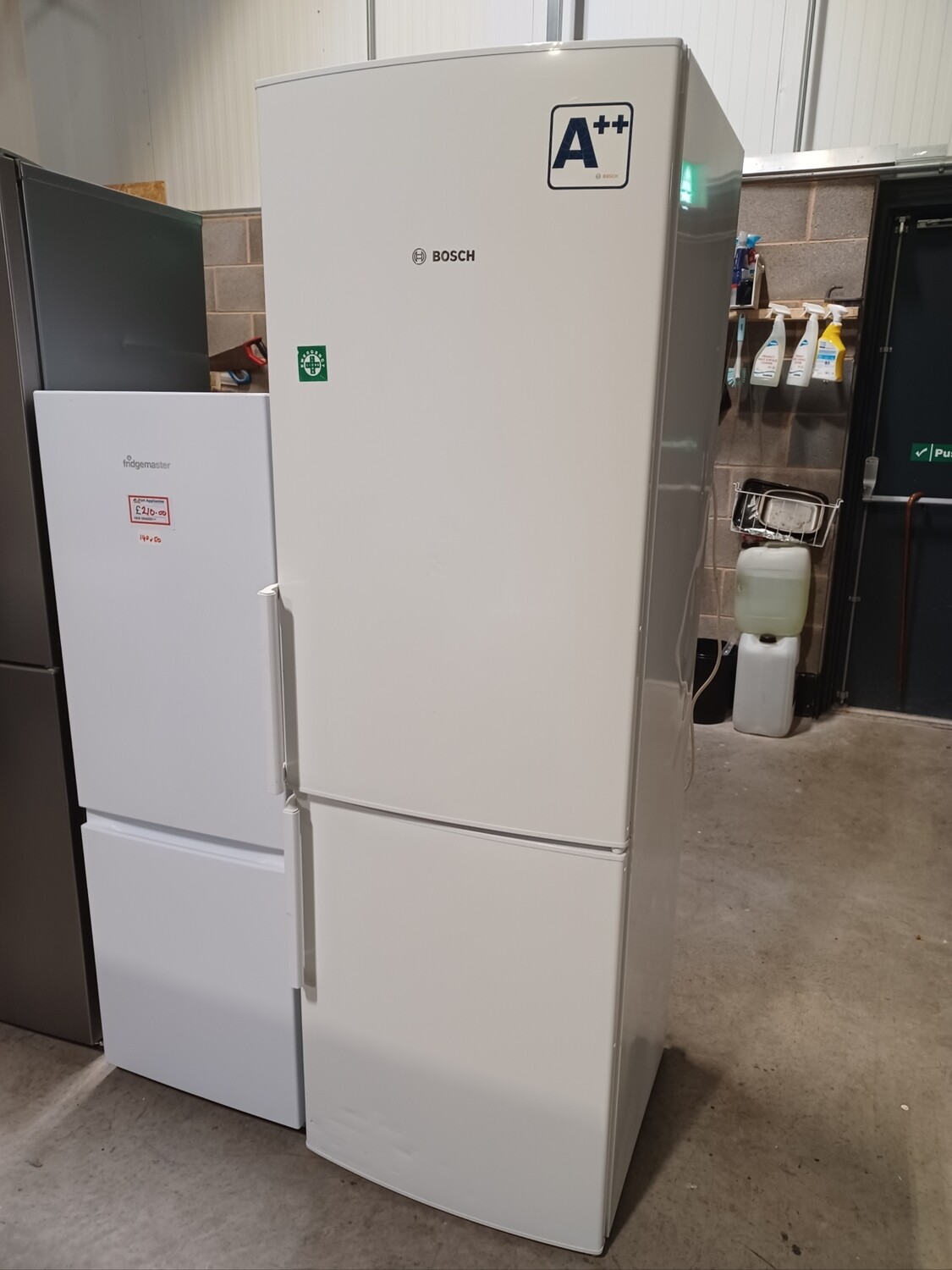 Bosch KGV36X10GB06 Tall Fridge Freezer White  H187 x W60 Refurbished. This item is located in our Whitby Road Shop