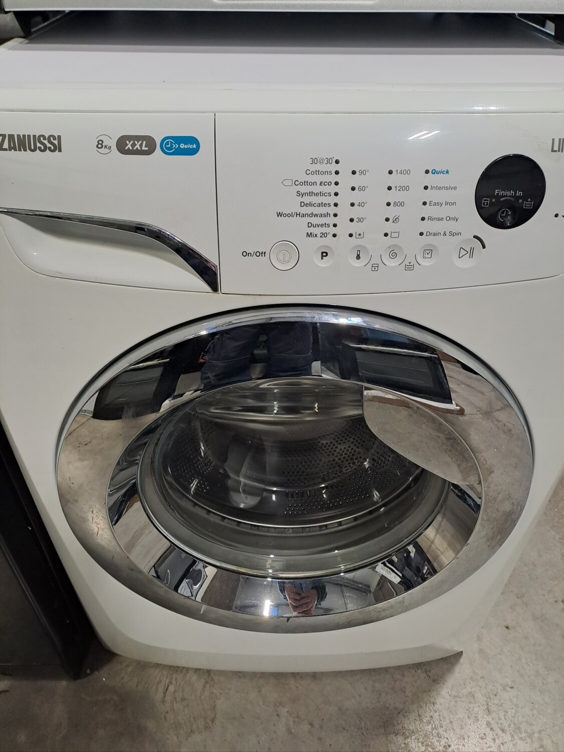 Zanussi Lindo300 XXL 8kg Load 1400 Spin Washing Machine - White - Refurbished - 6 Month Guarantee