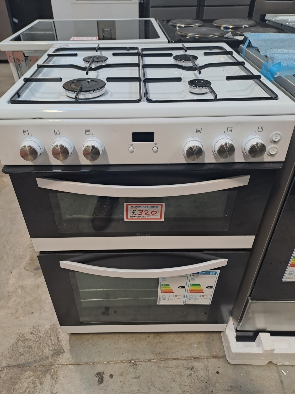 Swan SX158130W 60cm Gas Cooker White Brand New Graded + 1 Year Guarantee