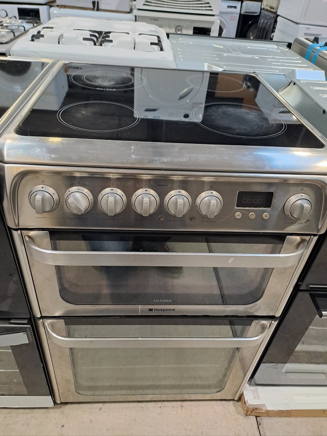 Hotpoint HUE61XS 60cm Electric cooker Twin Cavity Double Oven Ceramic Hob - Stainless Steel - Refurbished + 6 month guarantee 
