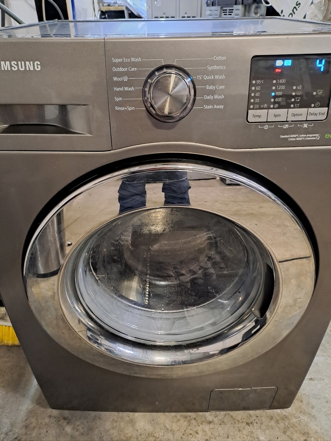 Samsung WF80F5E2W4X 8kg Load, 1400 Spin Washing Machine - Graphite Grey - Refurbished - 6 Month Guarantee
