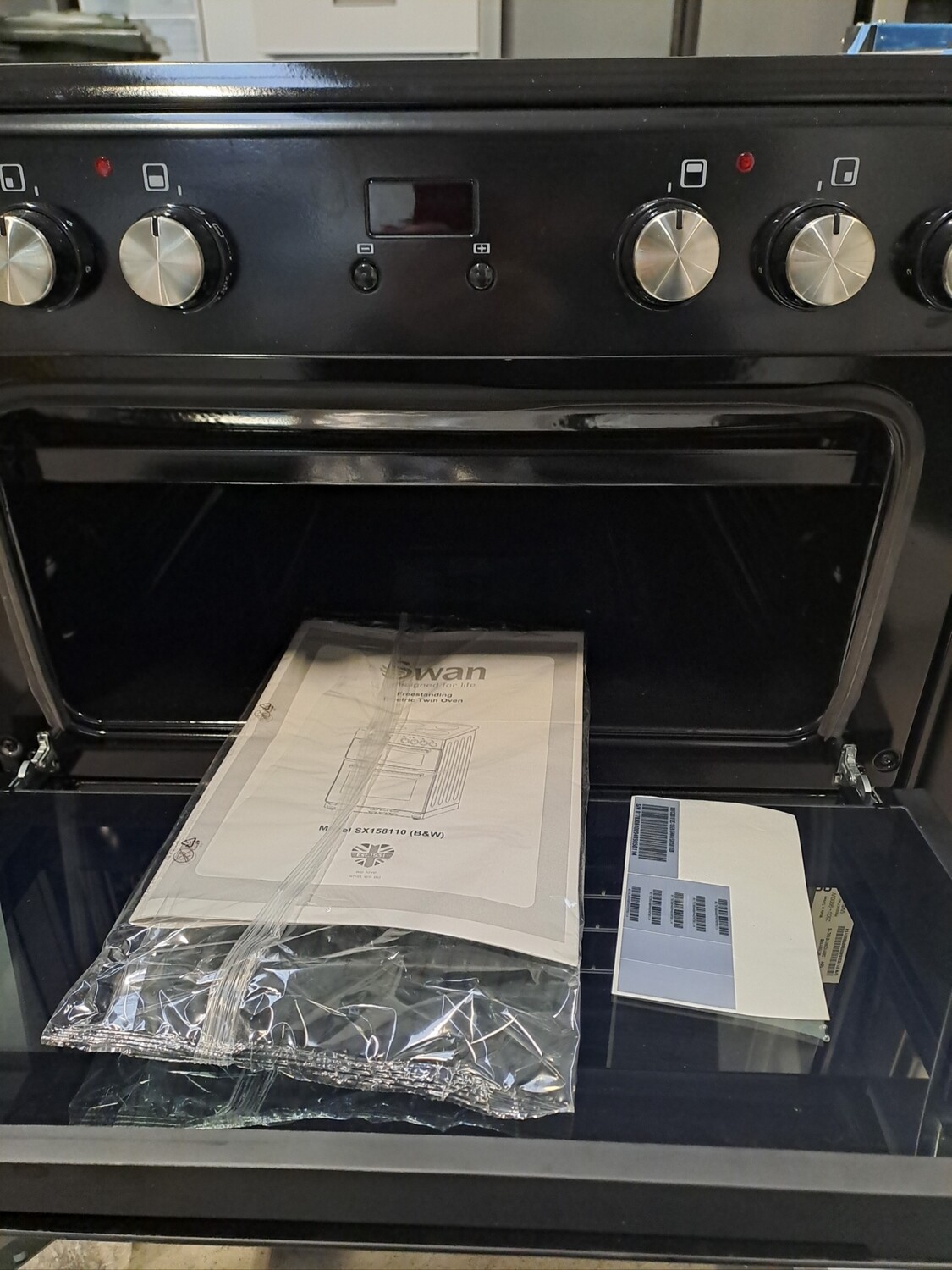 swan black electric cooker