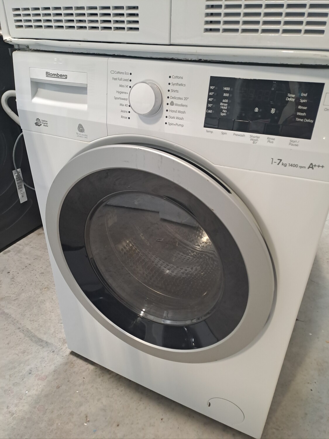 Bomberg LWF27441W 7kg Load 1400 Spin A+++ Washing Machine - White - Refurbished - 6 Month Guarantee. This item is located at our Whitby Road Shop