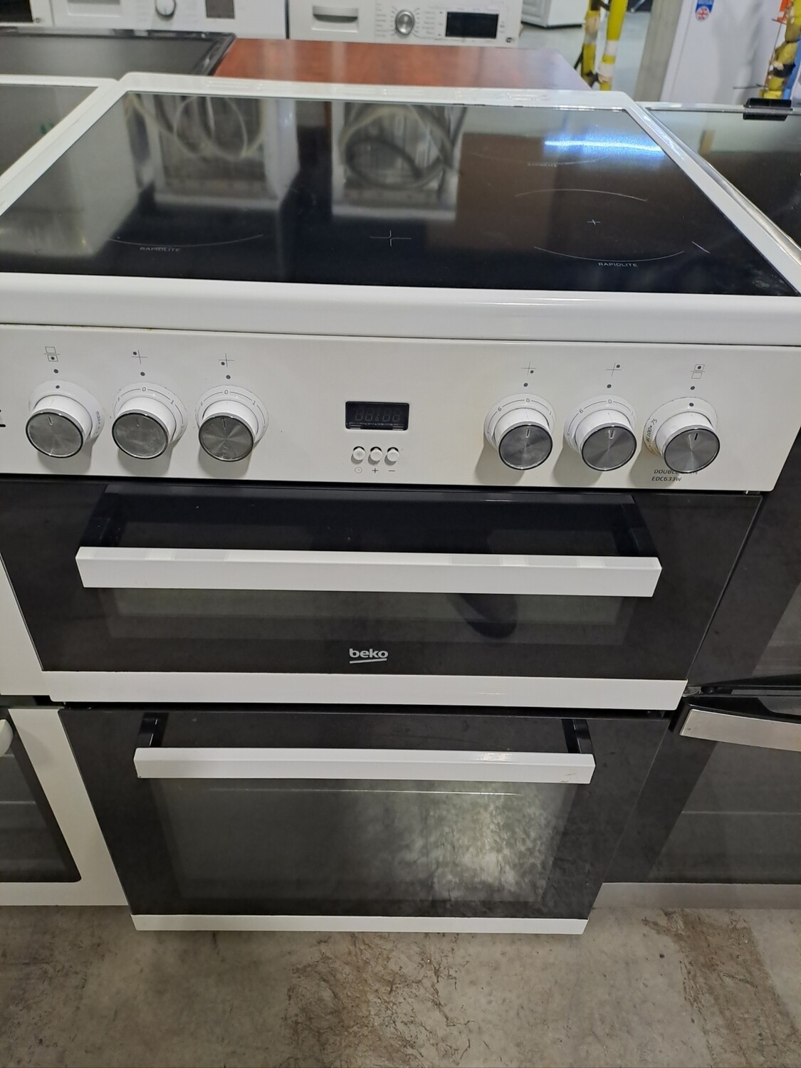 Beko EDC633W 60cm Electric cooker Twin Cavity Double Oven Ceramic Hob - White  - Refurbished + 6 month guarantee 