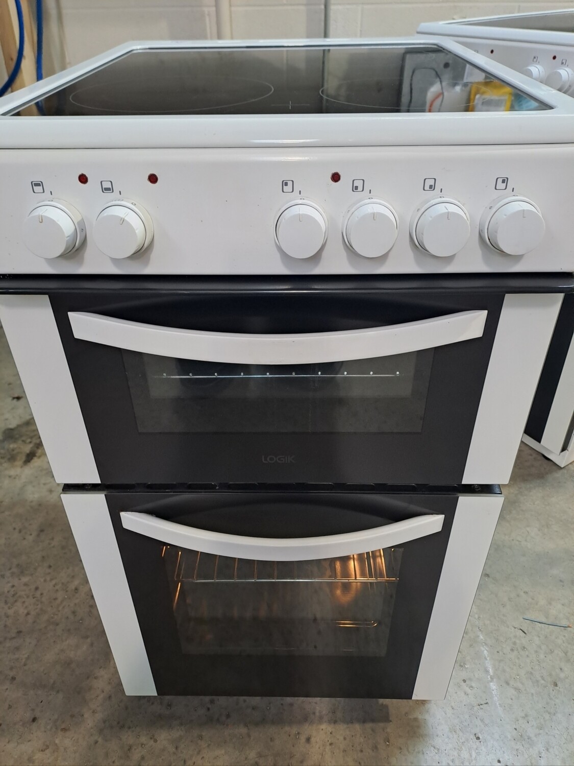 Logik LFTC50W16 50cm Electric cooker Twin Cavity White - Refurbished + 6 month guarantee. This item is located in our Whitby Road Shop 