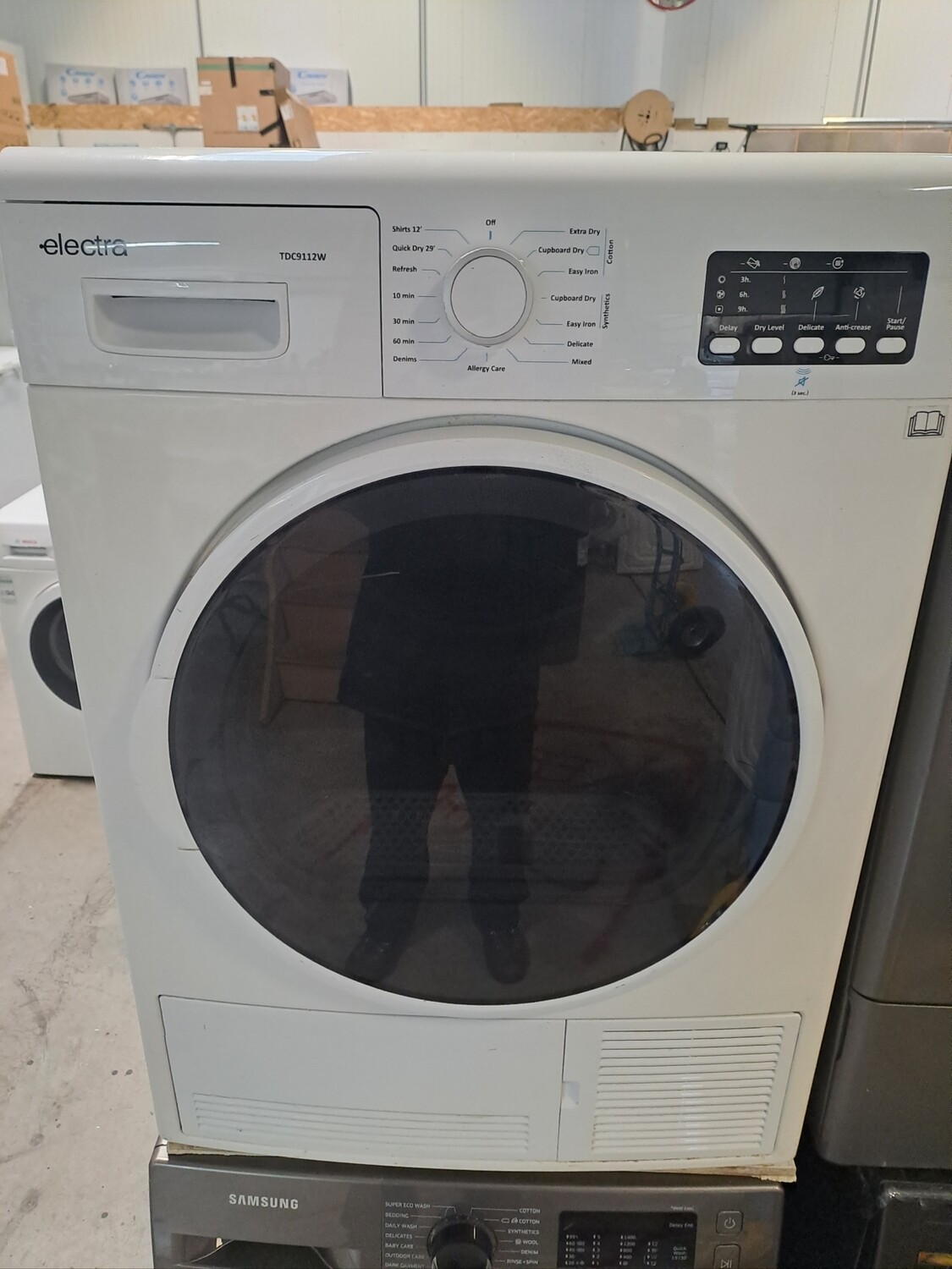 Electra TDC9112W 9Kg Condenser Dryer White Refurbished 6 Months Guarantee. This item is located in our Whitby Road Shop 