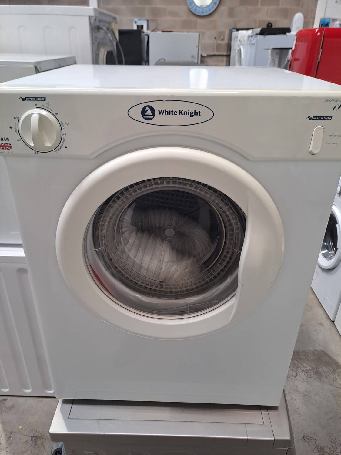 White Knight 38AW 3KG Compact Tumble Dryer White Refurbished H67cm
W49cm
D48cm 3 Months Guarantee. This item is located in our Whitby Road Shop 