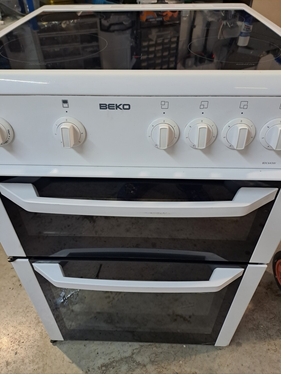 Beko BDC643W 60cm Electric Cooker Twin Cavity Ceramic Hob - White - Refurbished 6 Month Guarantee