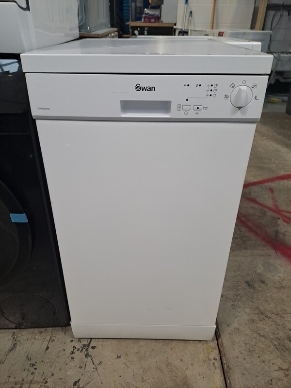 Swan SDW2015W 45cm Freestanding Slimline Dishwasher in White New Graded