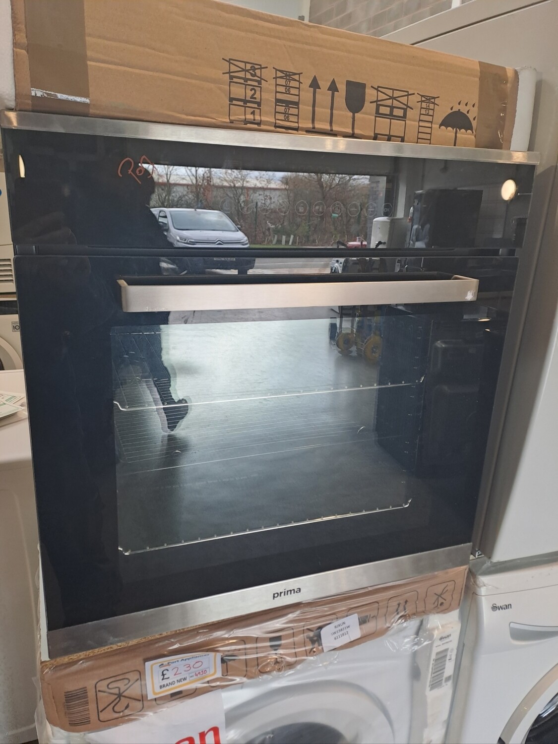 Prima PRSO108 60cm Built in single Electric oven Fan Oven Black New Graded