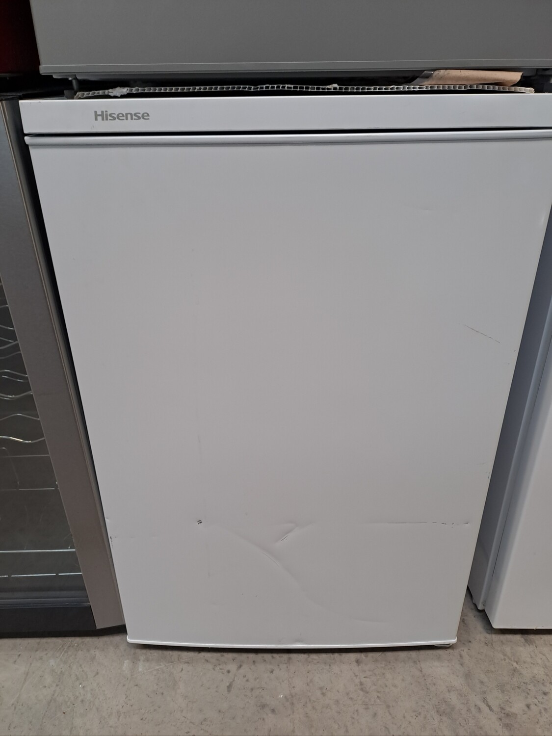Hisense RL170D4BWE Undercounter 55cm Fridge White New Graded