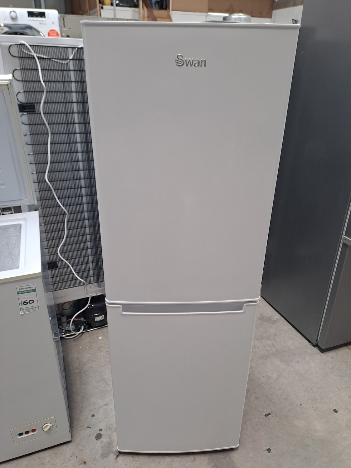 Swan SR8180W Fridge Freezer H145 W50 White