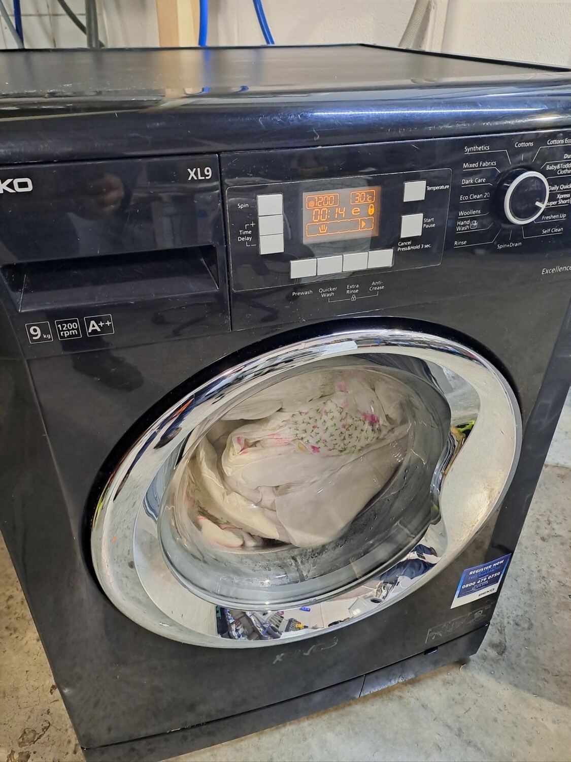 Beko WMB91242LB 9kg XL Load 1200 Spin A++ Washing Machine Black