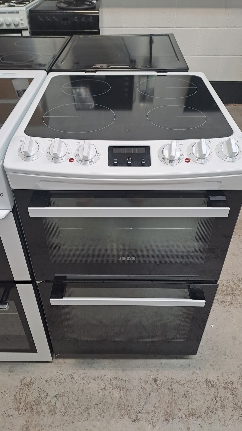 Zanussi ZCV 55cm Electric cooker Twin Cavity Double Oven Ceramic White