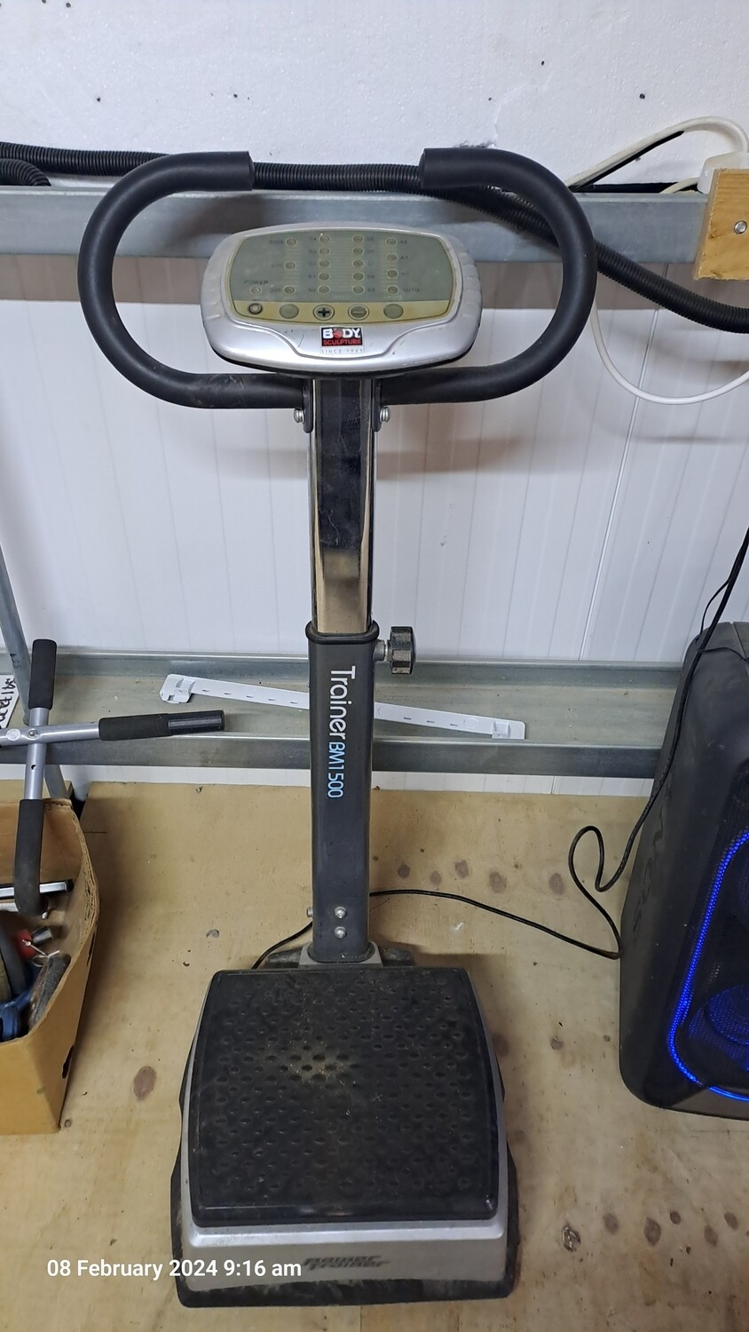 Body Sculpture BM1500 Power Trainer Vibration Plate - Preowned