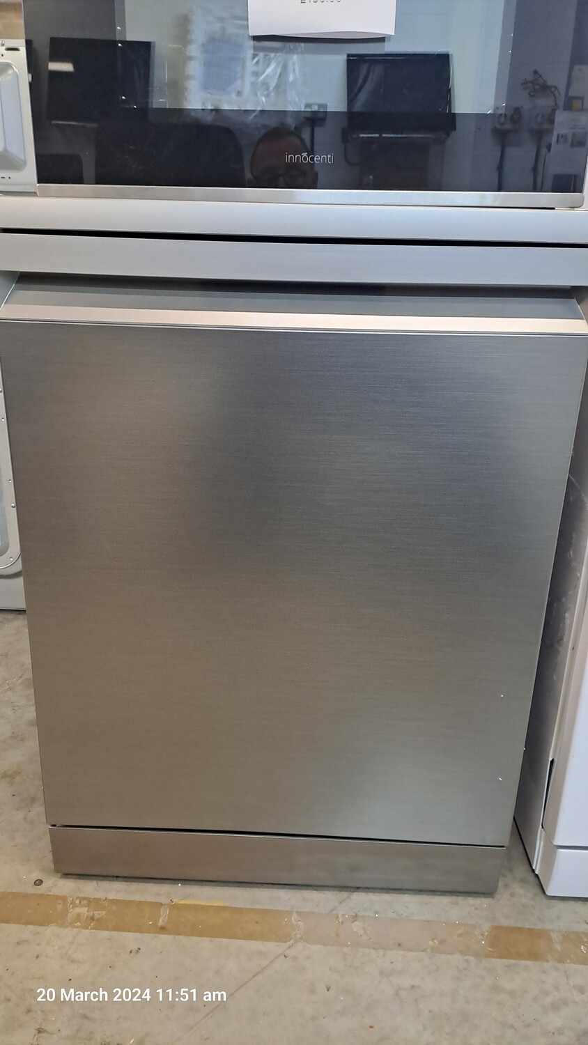 Samsung Series 11 DW60BG750FSLEU Freestanding 60cm Dishwasher with WaterJetClean, Auto Door &amp; SmartThings, 14 Place Settings. New Graded
