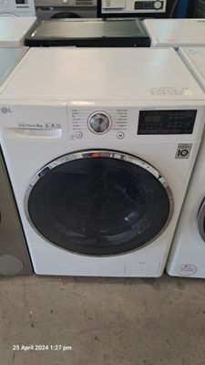 LG FH4U2TDN2W 8kg Load 1400 Spin Washing Machine White