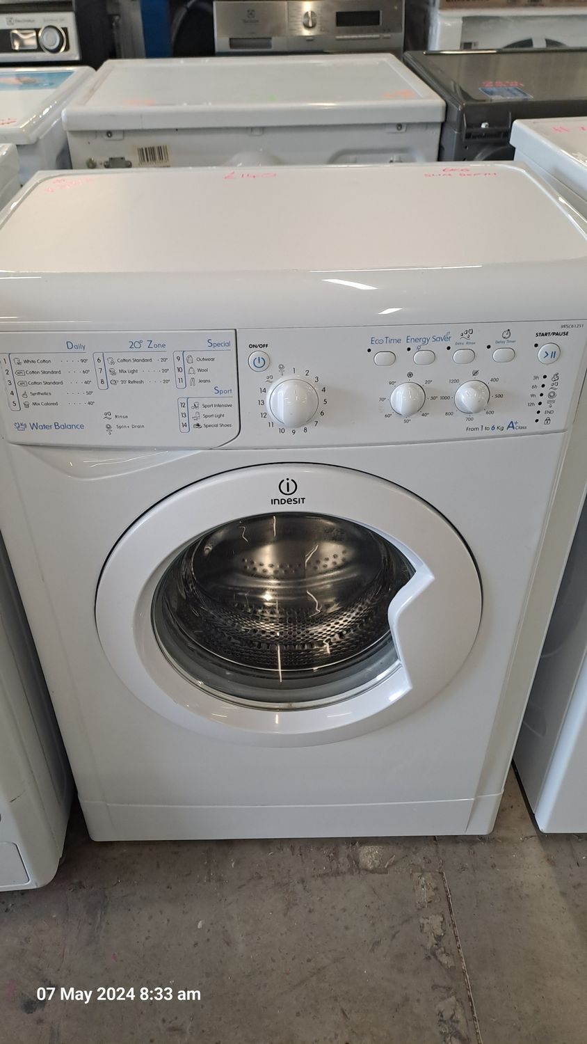 Indesit IWSC61251 6kg Load 1200 Spin Slim Depth Washing Machine White Refurbished
D42cm W59.5cm H85cm