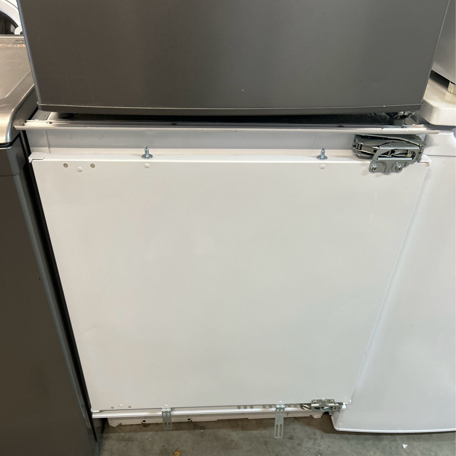 Hotpoint HL A11 UK Built-Under Larder Fridge Built-In/Integrated