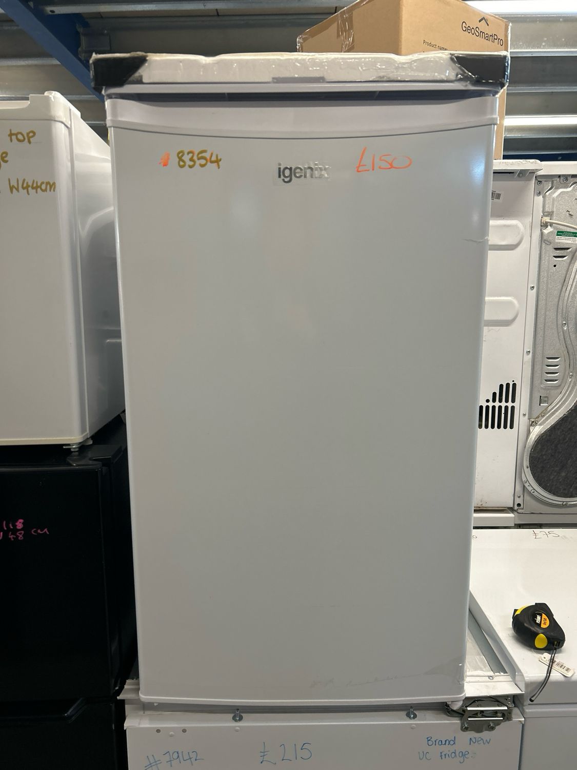 Swan SR70201W Undercounter Fridge H84 W55 D60 White New