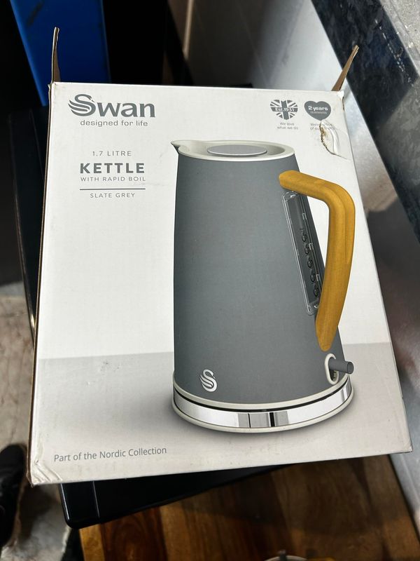 Swan SK14610GRN Nordic Kettle - Slate Grey