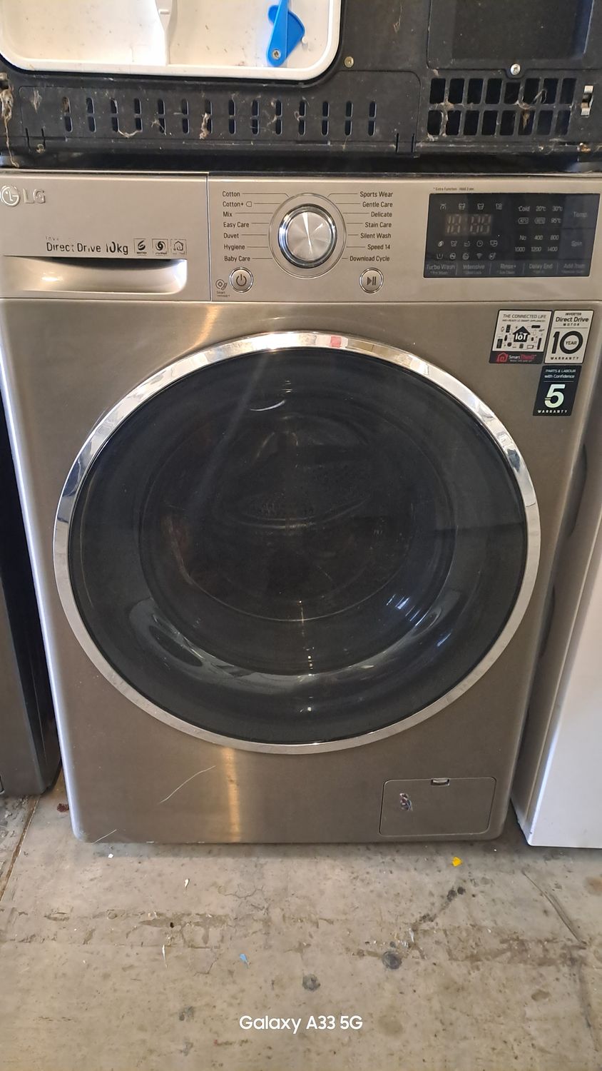 LG FH4U2JCN8 10kg Load  1400 Spin Washing Machine Silver Refurbished 