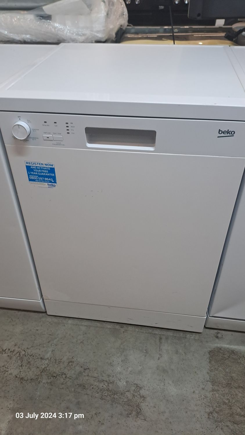 Beko DFN05X10W 60cm Freestanding Full Size Dishwasher White Refurbished 