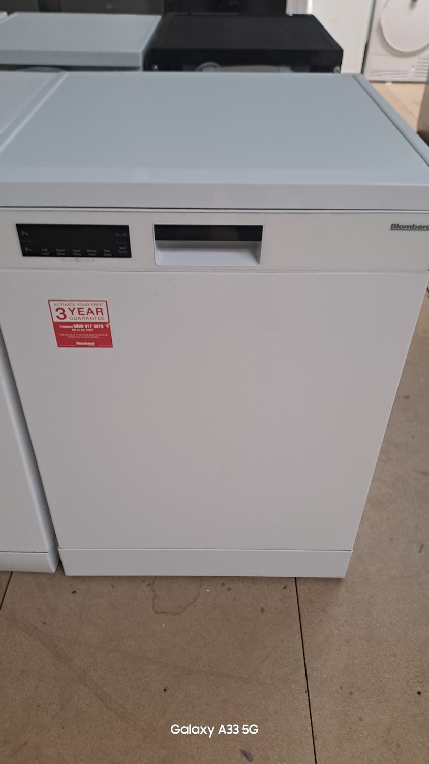 Blomberg LDF42240W 60cm Freestanding Full Size Dishwasher White Refurbished 