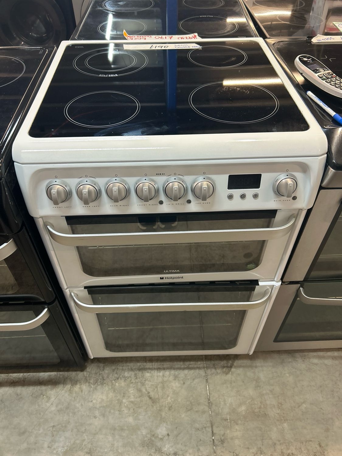 Hotpoint HUE616PS 60cm Electric cooker Double Oven White