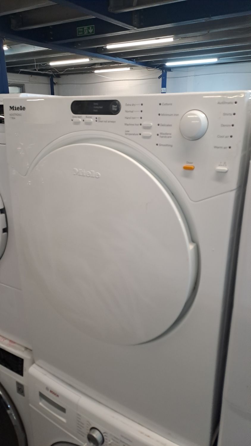 Miele T7634 Vented Dryer White