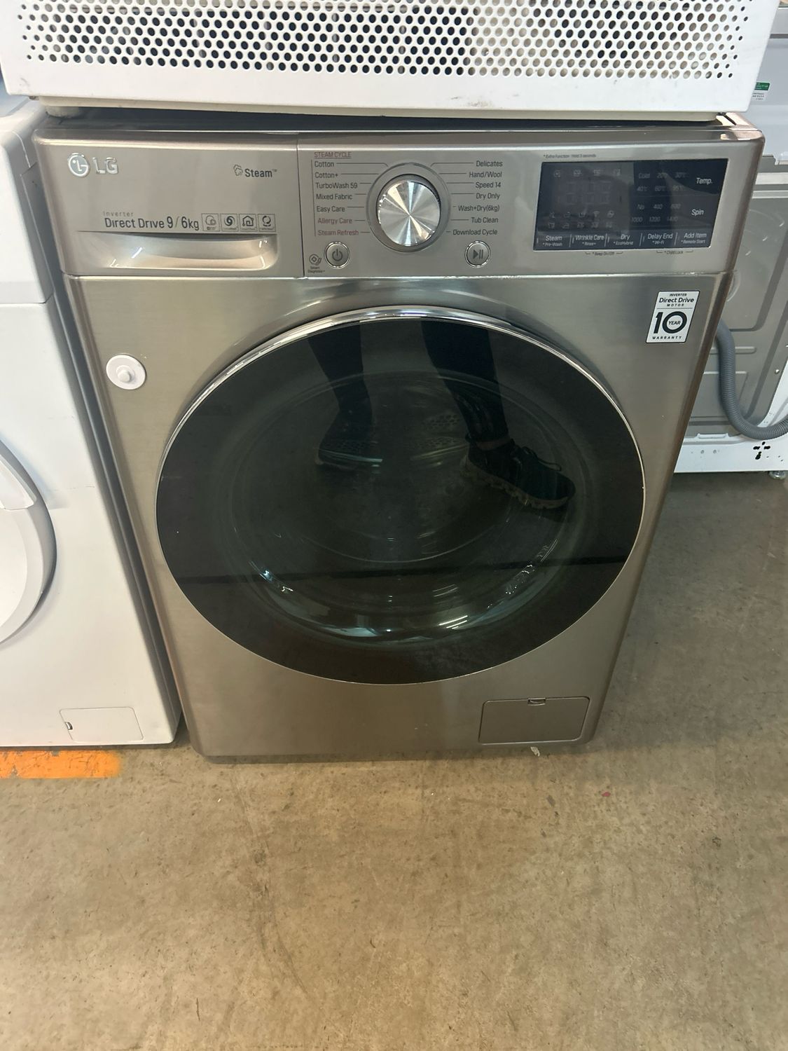 LG FWV796STS 9kg/6kg 1400rpm Washer/Dryer Silver