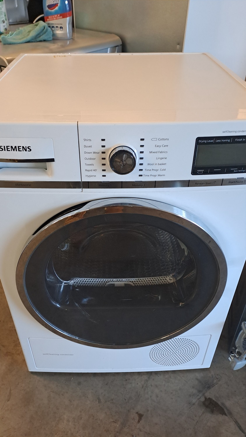Siemens WT4HY791GB Low Energy Heat Pump Condenser Dryer White RRP £933