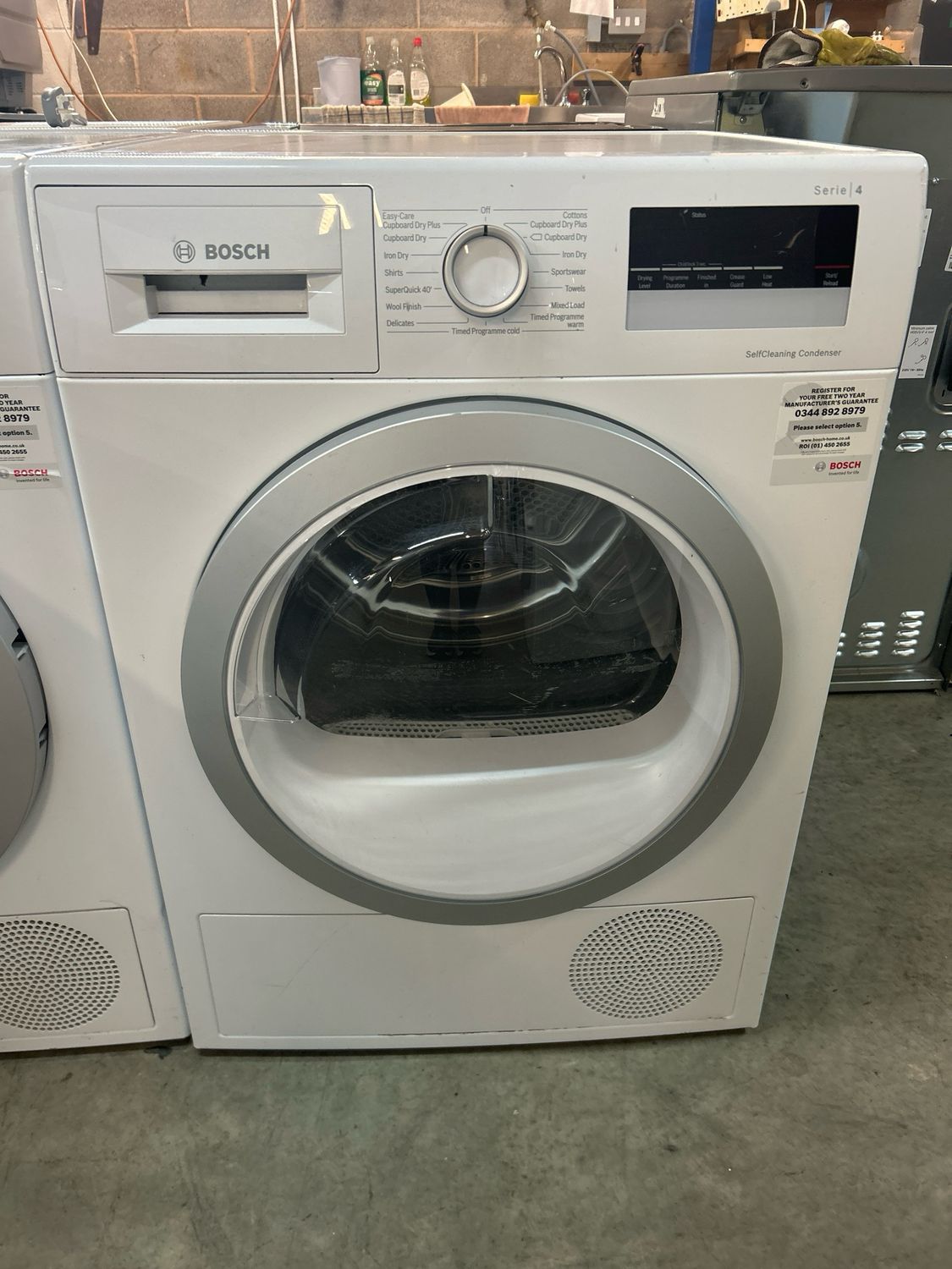Bosch WTW85231GB/04 8kg Heat Pump Condenser Dryer White