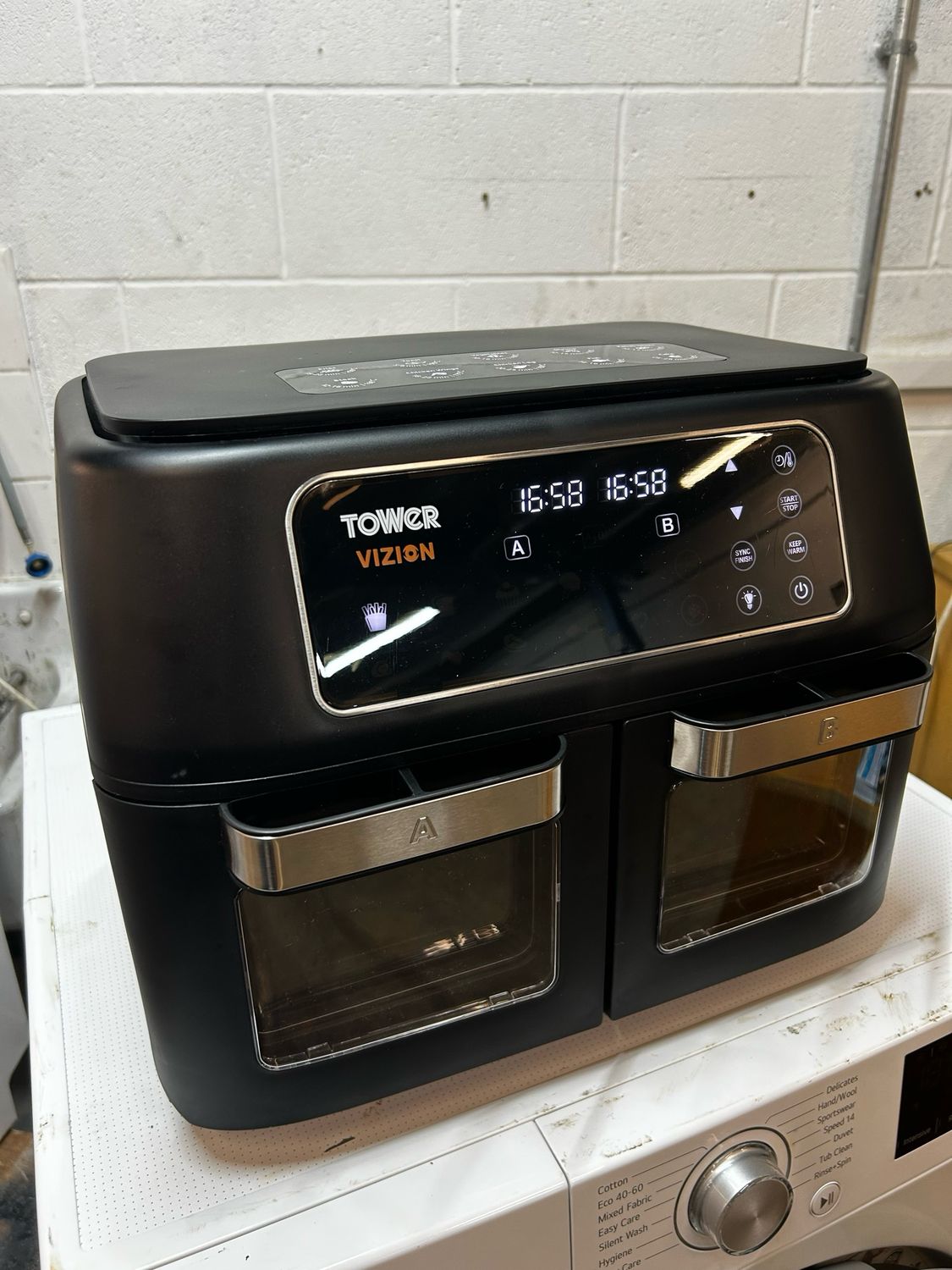 Tower T17102-BK Air Fryer 11L Duel Black