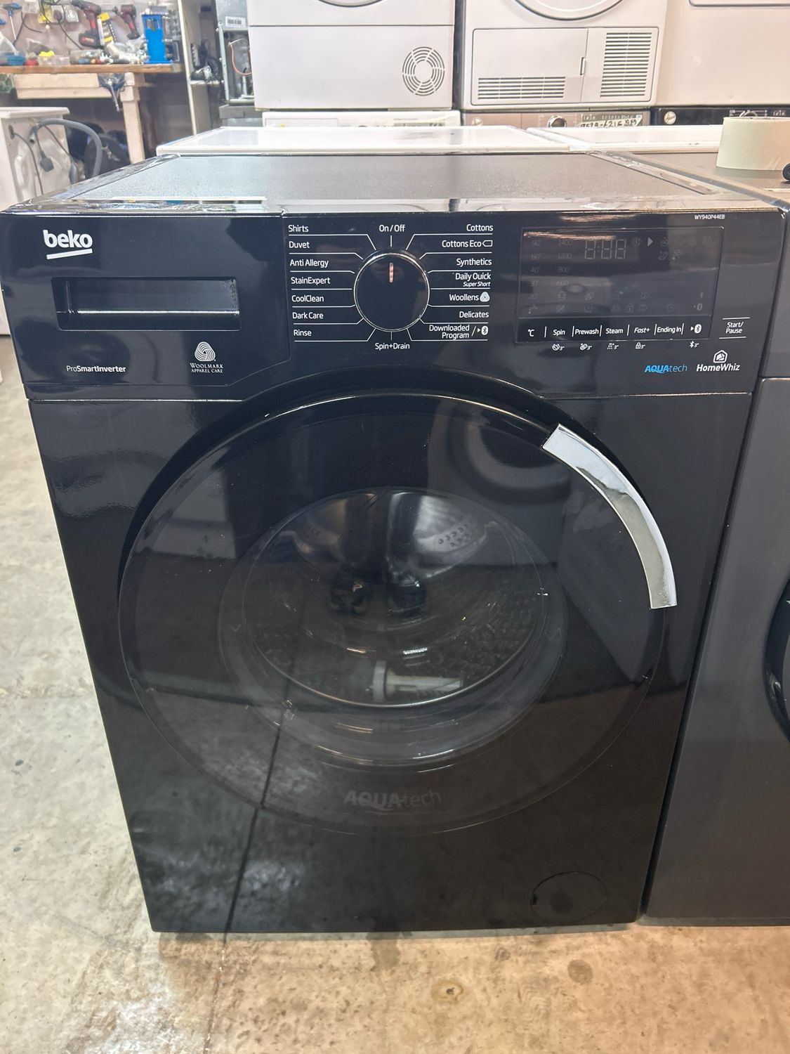 Beko 8kg 1400rpm Washing Machine Black