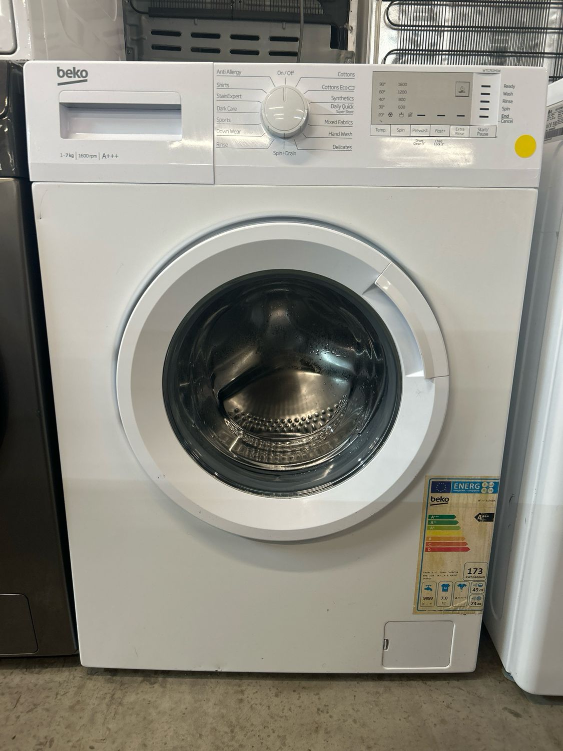 Beko WTG761M2W 7kg 1600rpm Washing Machine White
