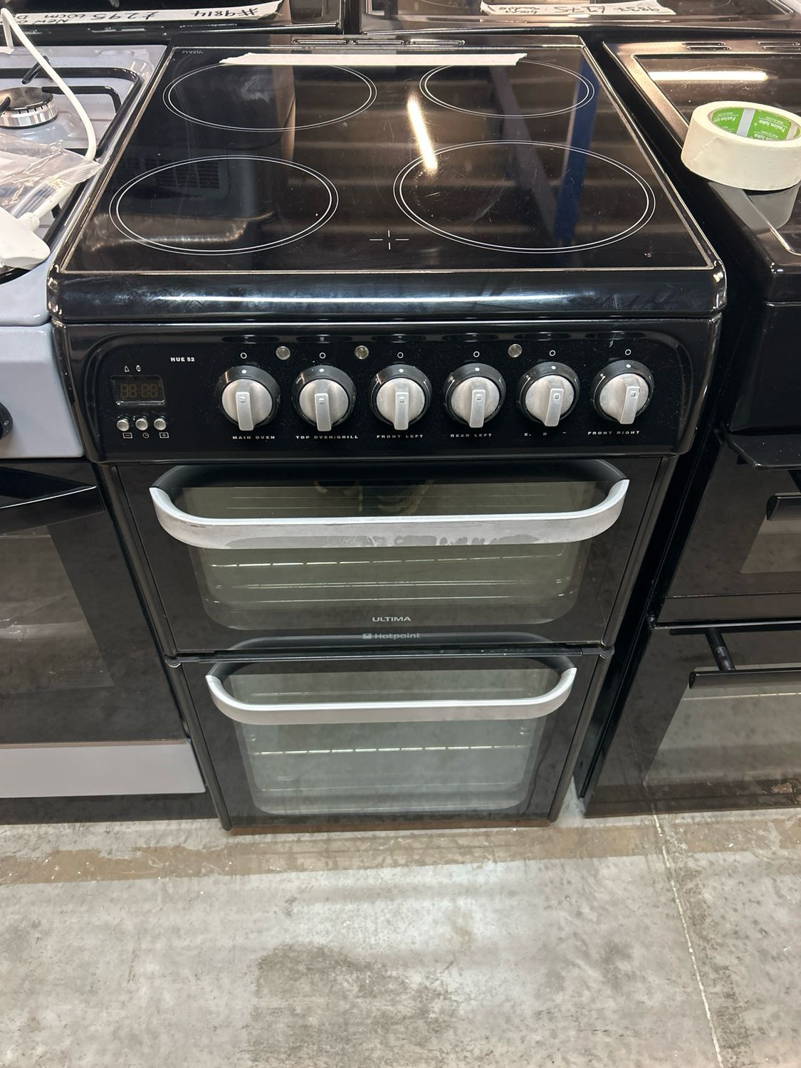 Hotpoint 50cm Electric cooker Double Oven Black
