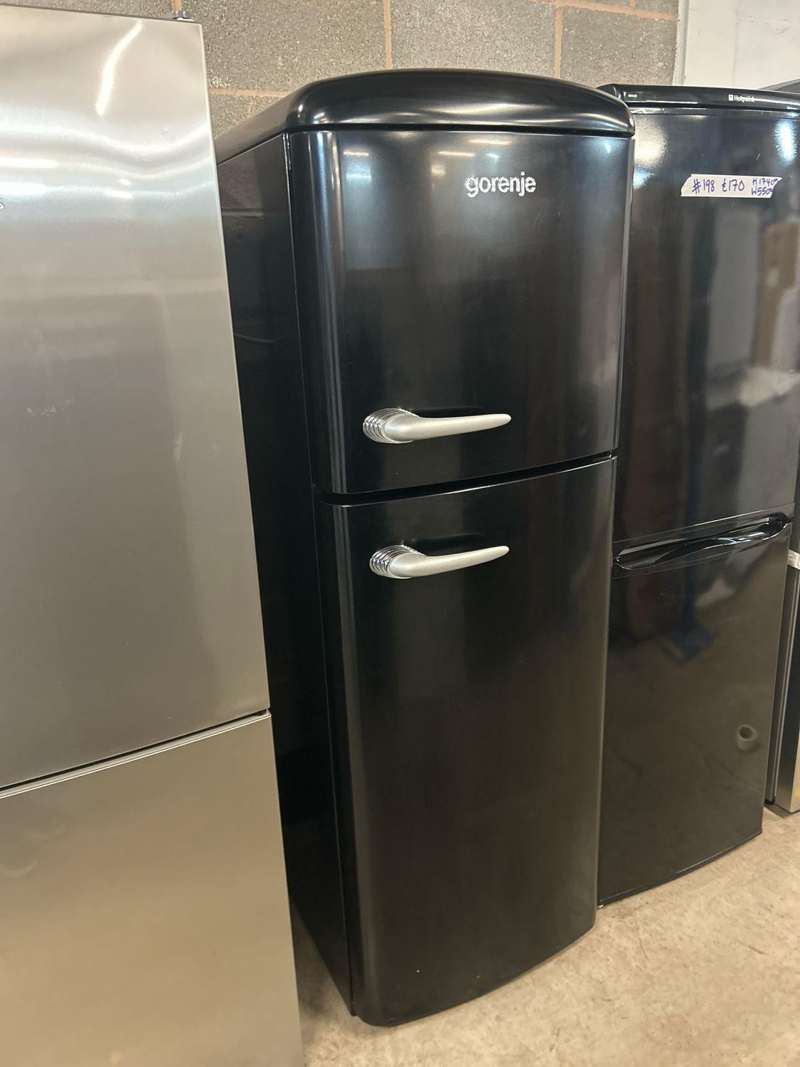 Gorenje 30/70 Retro Style Fridge Freezer Black H172cm W60cm