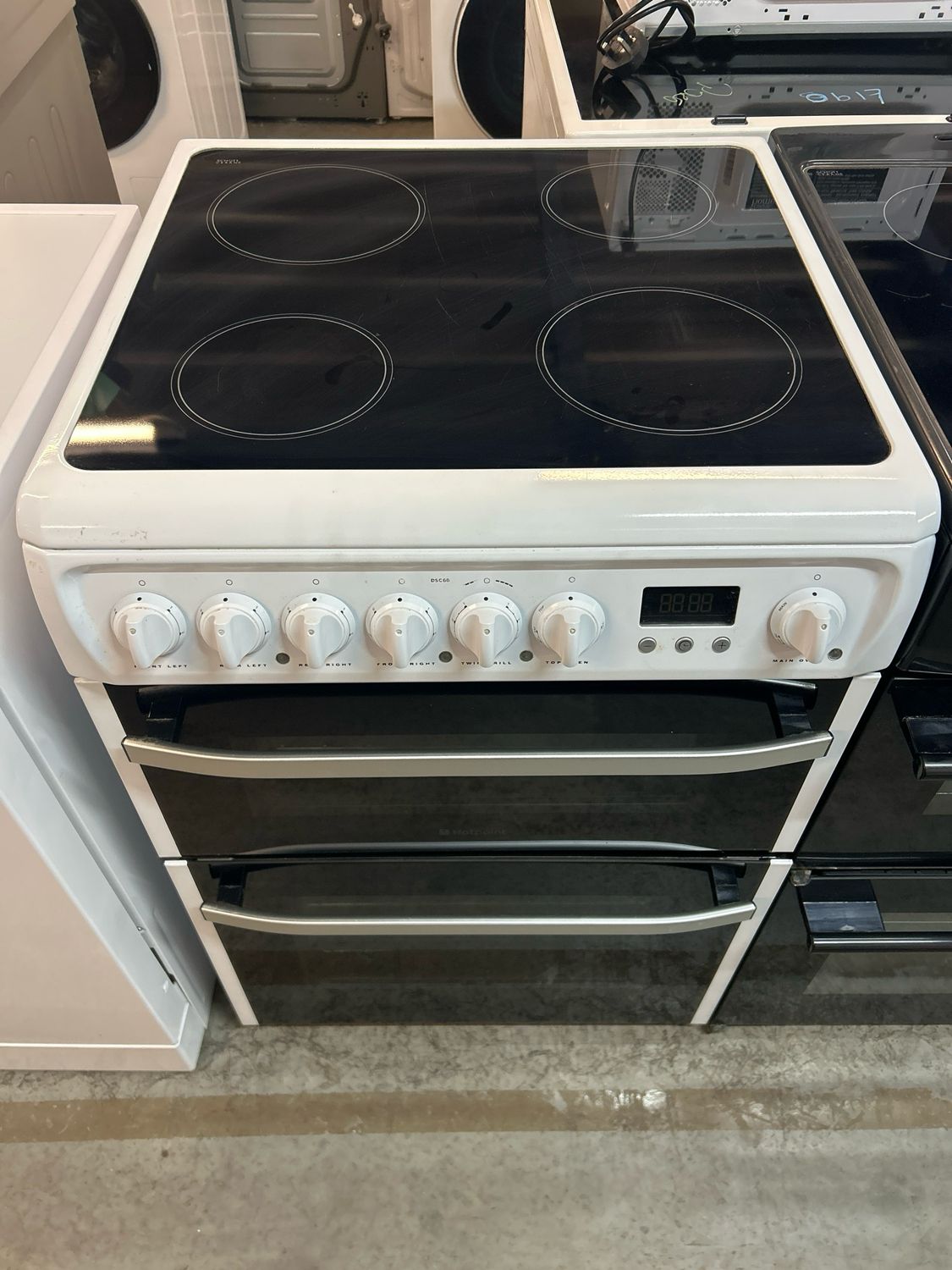 Hotpoint DSC60G 60cm Electric Cooker White