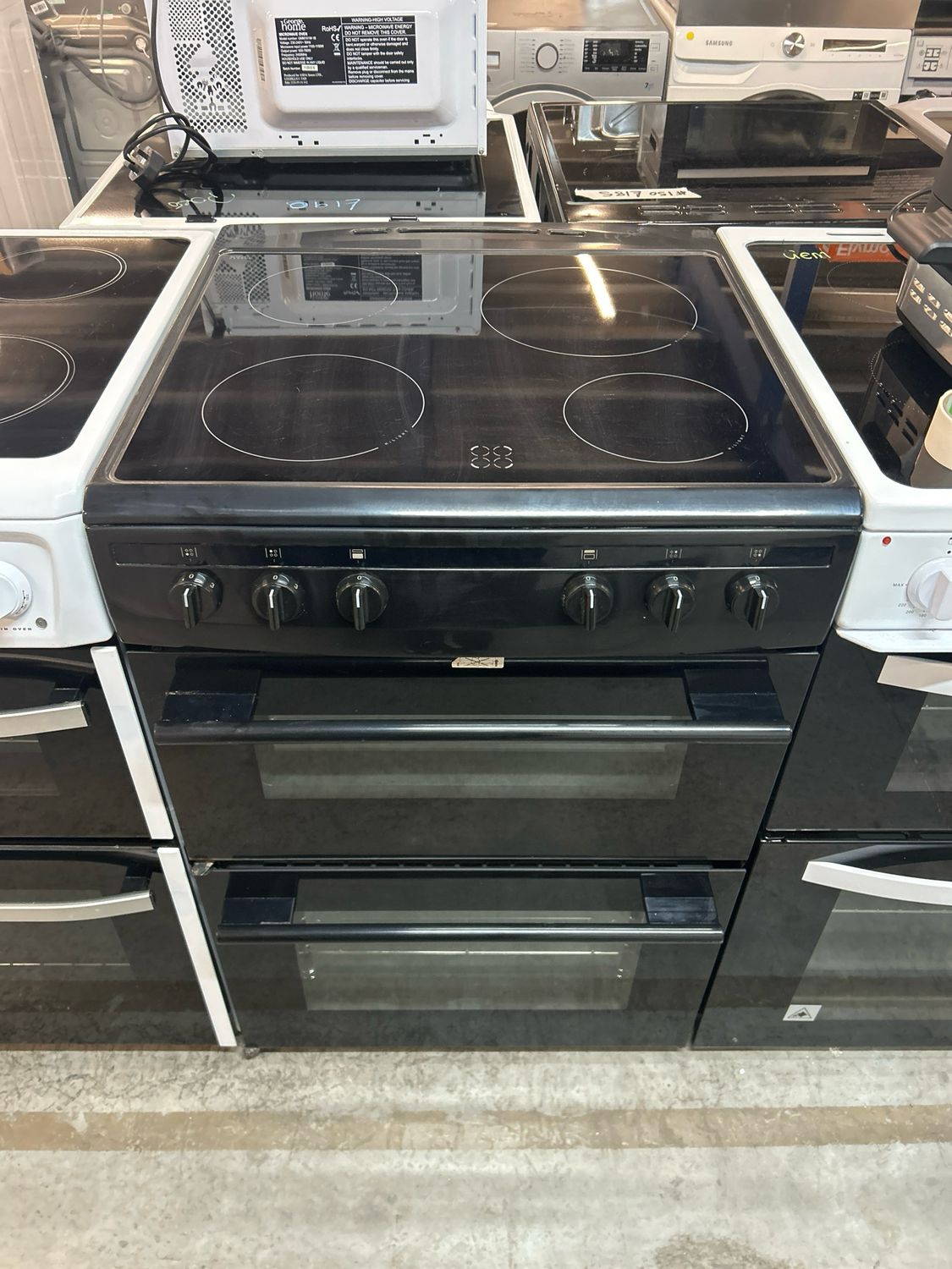 Amica 60cm Electric cooker Double Oven Black Refurbished