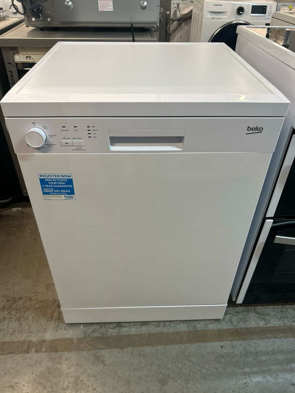 Beko DFN05 60cm Freestanding Full Size Dishwasher White
